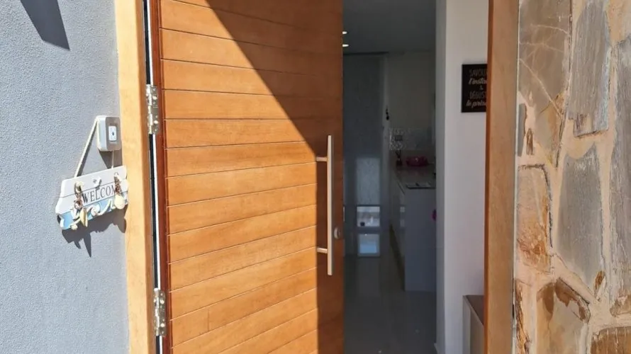 Villa de 106m² à Torrevieja, Spain No. 1284 № 2
