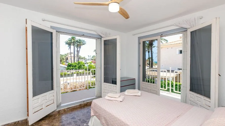 Villa de 293m² à La Zenia, Spain No. 1381 № 28
