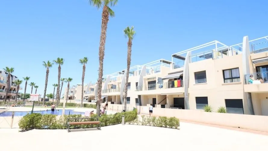 Apartment de 2 chambres à Pilar de la Horadada, Spain No. 1990 № 1