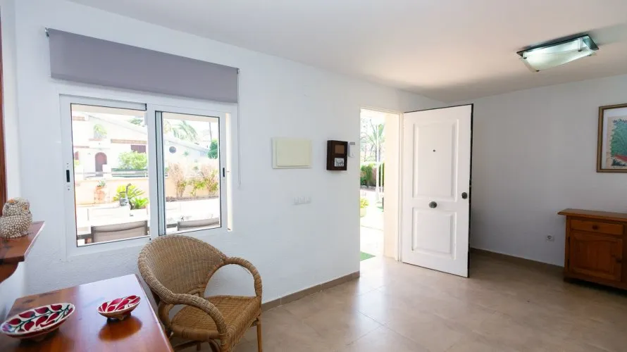 Villa de 293m² à La Zenia, Spain No. 1381 № 7