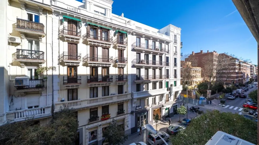 Apartment de 3 chambres à Madrid, Spain No. 1006 № 21
