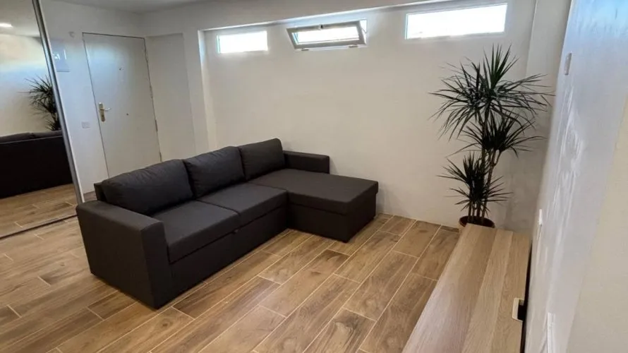 Apartment de 3 chambres à Manises, Spain No. 2176 № 2