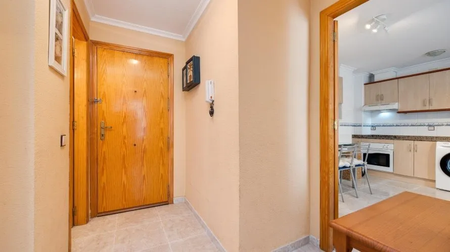 Apartment de 2 chambres à Torrevieja, Spain No. 2147 № 14