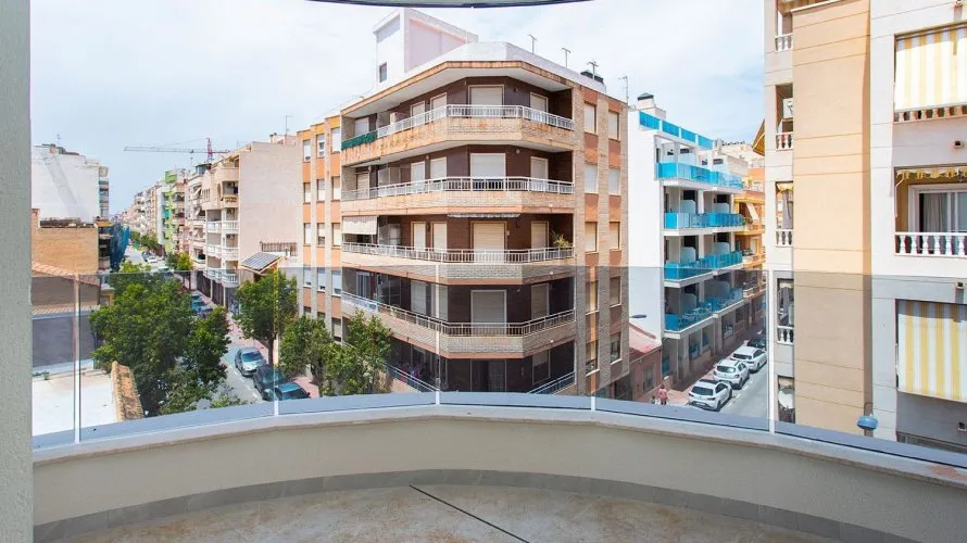 Apartment de 88m² à Torrevieja, Spain No. 1069