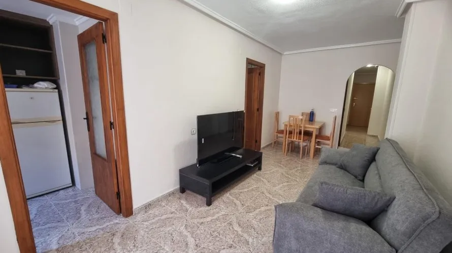 Apartment de 2 chambres à Torrevieja, Spain No. 2073 № 8