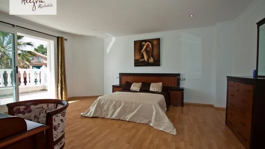 Apartment de 4 chambres à L'Eliana, Spain No. 1313 № 10