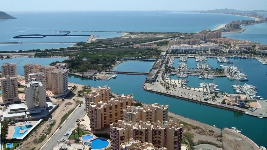 Apartment de 3 chambres à La Manga del Mar Menor, Spain No. 1316 № 2