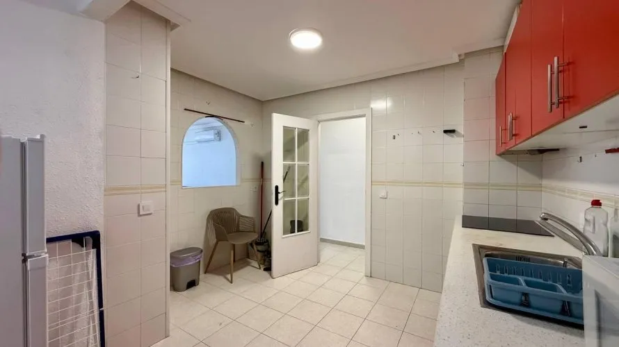 Apartment de 2 chambres à Torrevieja, Spain No. 2083 № 8