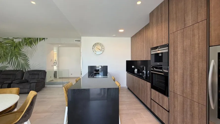 House de 324m² à Finestrat, Spain No. 1411 № 2