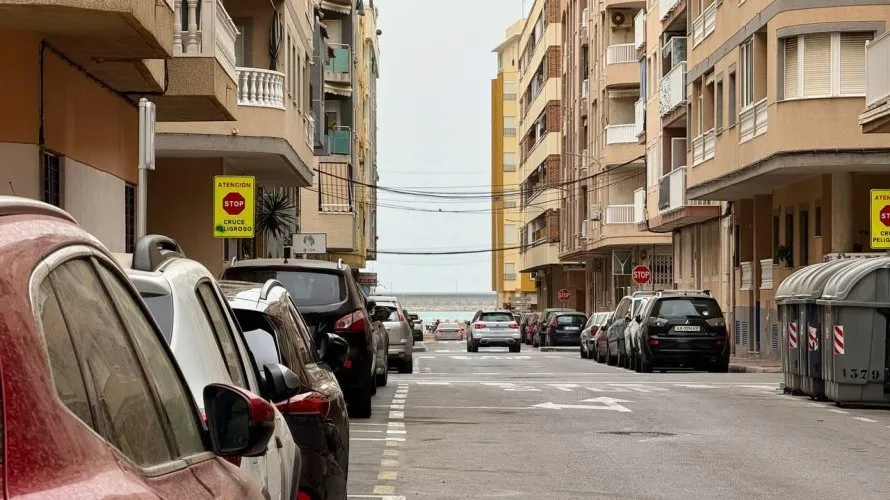 Apartment de 2 chambres à Torrevieja, Spain No. 1012 № 13