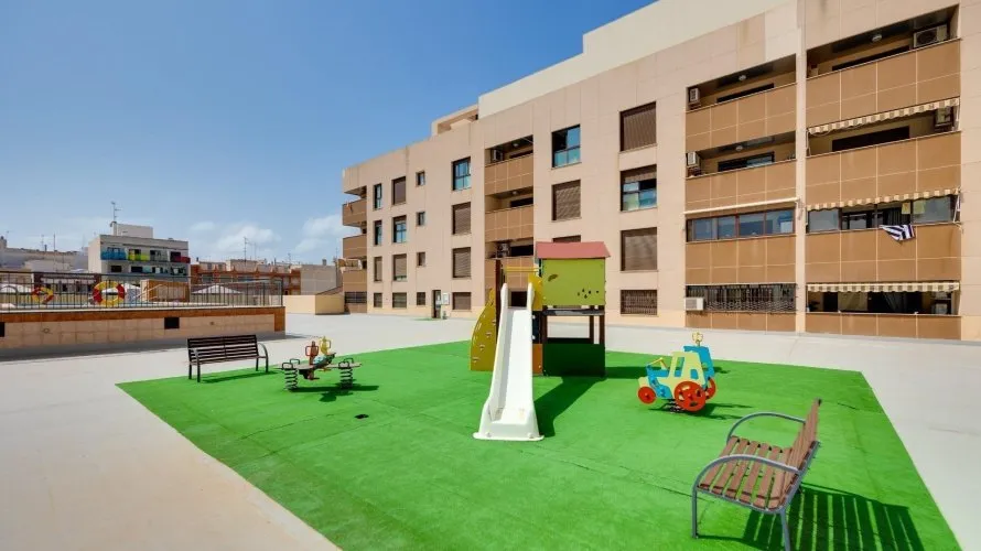 Apartment de 2 chambres à Torrevieja, Spain No. 1365 № 20