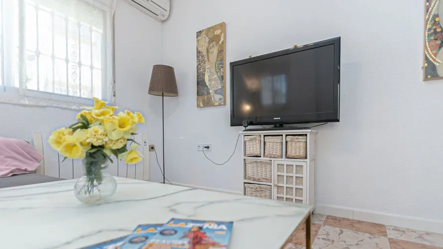 Apartment de 74m² à Playa Flamenca II, Spain No. 1083 № 8