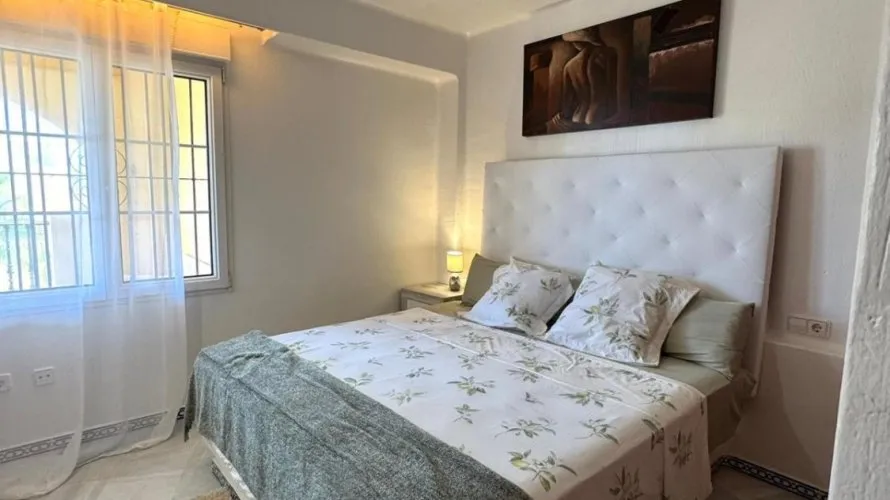 Apartment de 2 chambres à Torrevieja, Spain No. 995 № 16