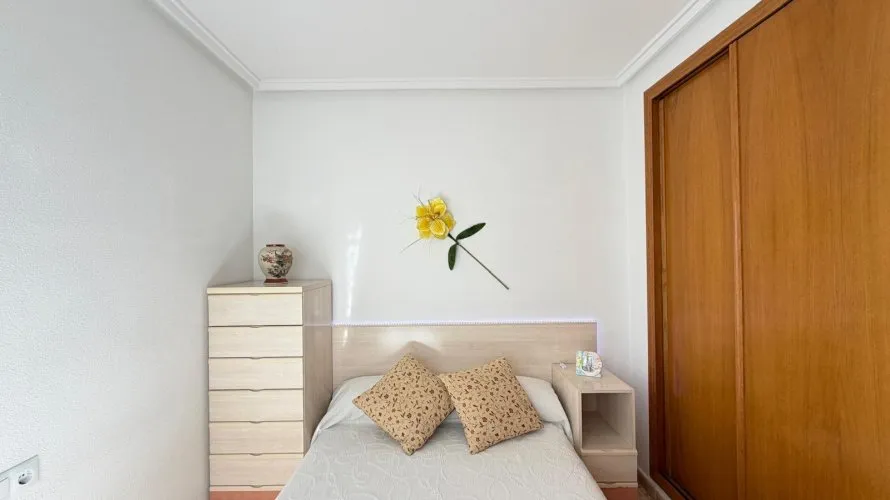 Penthouse de 2 chambres à Torrevieja, Spain No. 2021 № 14