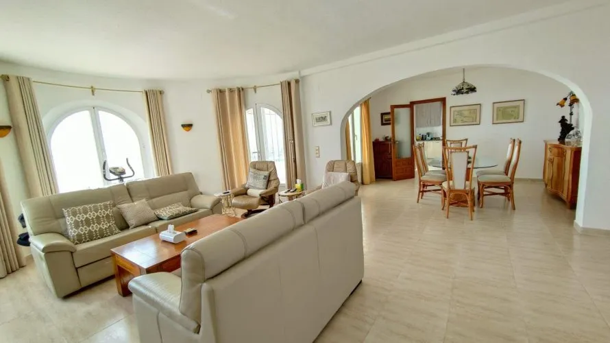 Villa de 209m² à Benitachell, Spain No. 1272 № 11