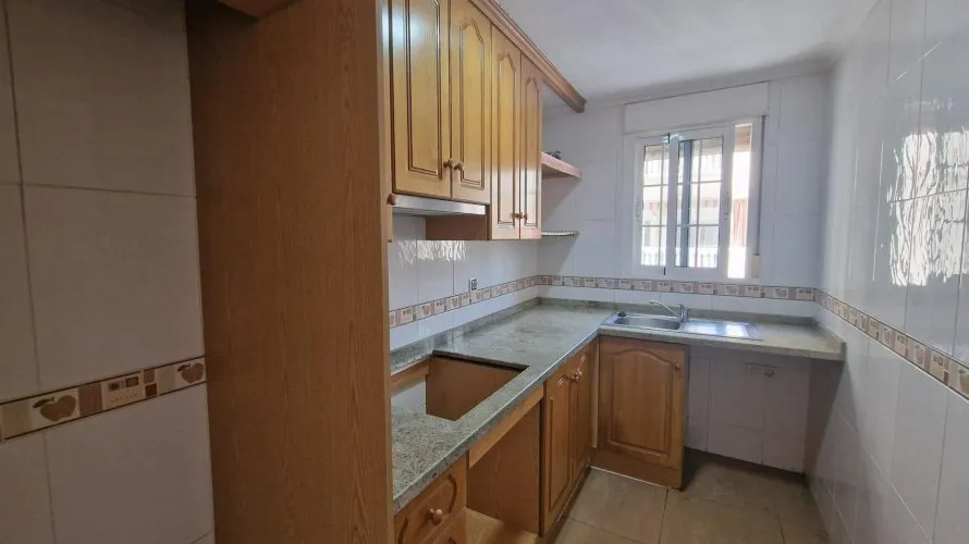 Apartment de 2 chambres à Torrevieja, Spain No. 2072 № 4