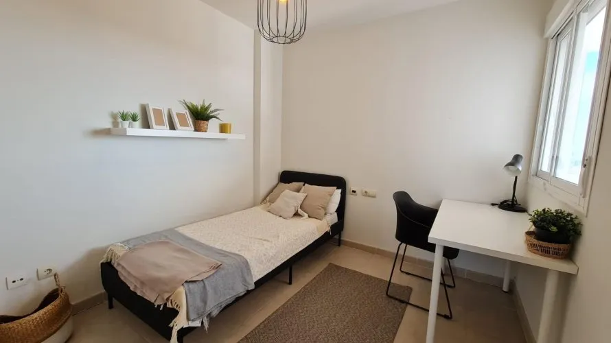 Apartment de 2 chambres à Alicante, Spain No. 1246 № 12