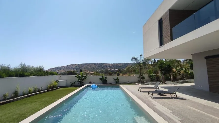 Villa de 5 chambres à Alicante, Spain No. 1983 № 17