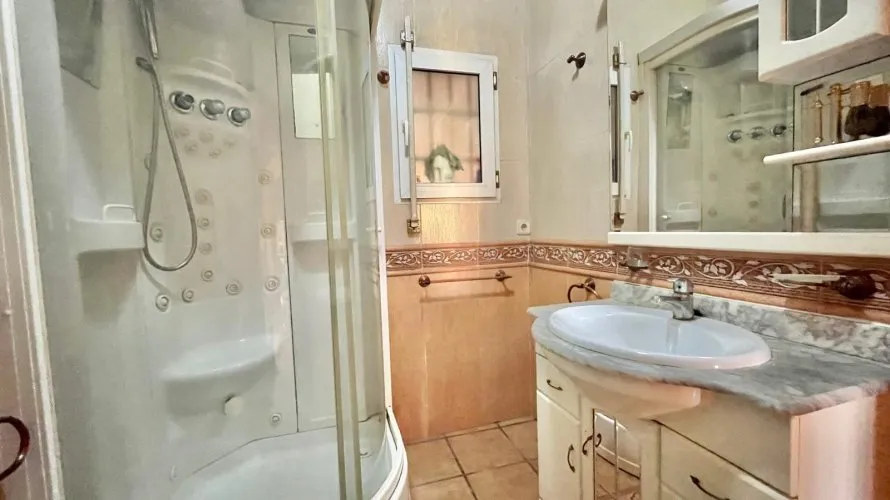 Apartment de 2 chambres à Torrevieja, Spain No. 1056 № 22