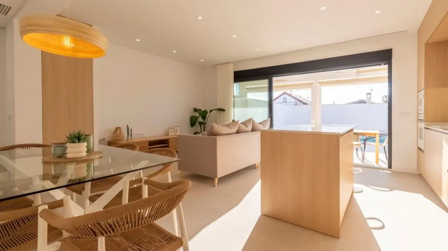 Villa de 102m² à Torrevieja, Spain No. 1944 № 16