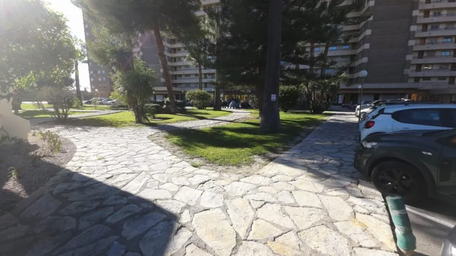 Apartment de 3 chambres à Cabo De Las Huertas, Spain No. 1221 № 1