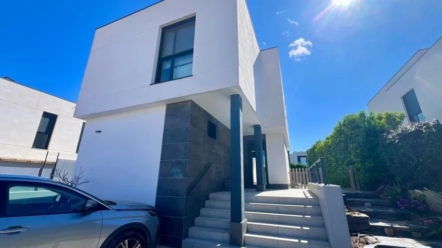 Villa de 3 chambres à Betera, Spain No. 1194 № 26