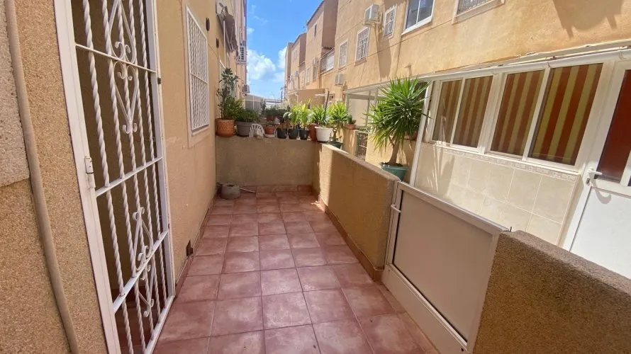 House de 3 chambres à Torrevieja, Spain No. 1135 № 19