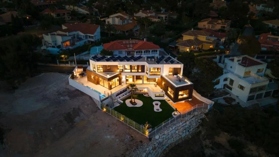 Villa de 4 chambres à Benidorm, Spain No. 2016 № 3