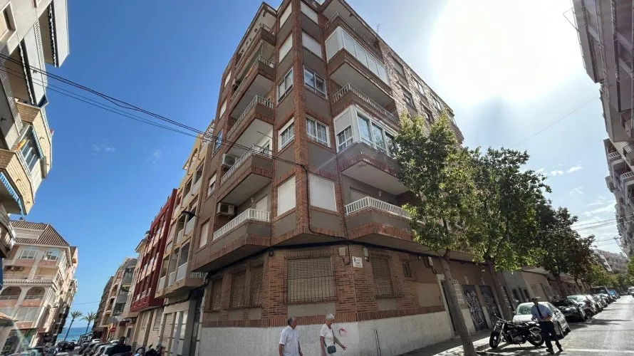 Apartment de 3 chambres à Torrevieja, Spain No. 1105 № 24