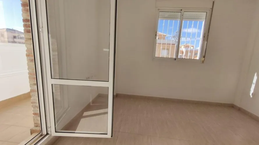 House de 3 chambres à Rojales, Spain No. 971 № 17