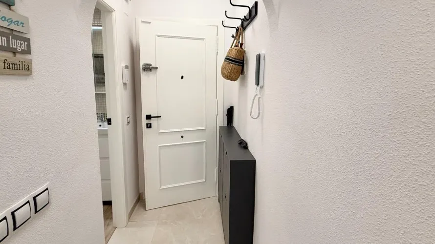 Apartment de 1 chambre à Torrevieja, Spain No. 2449 № 17
