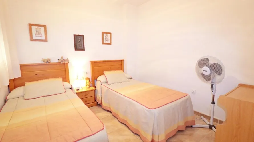 Apartment de 2 chambres à Torrevieja, Spain No. 2487 № 10