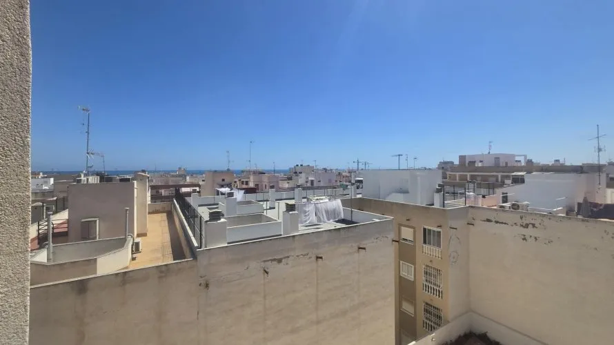 Apartment de 33m² à Torrevieja, Spain No. 2398 № 9