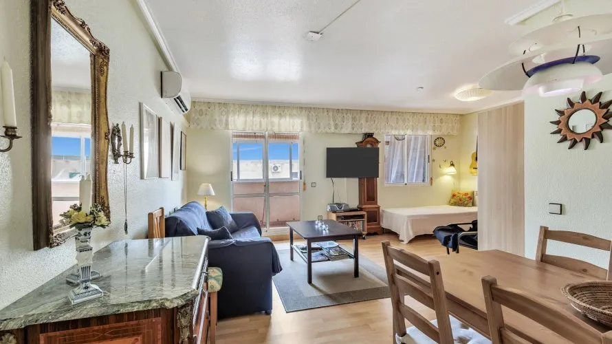Apartment de 60m² à Torrevieja, Spain No. 2319 № 12