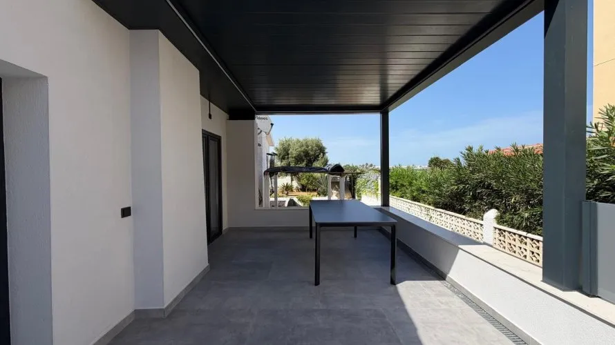 Villa de 4 chambres à Torrevieja, Spain No. 2436 № 13