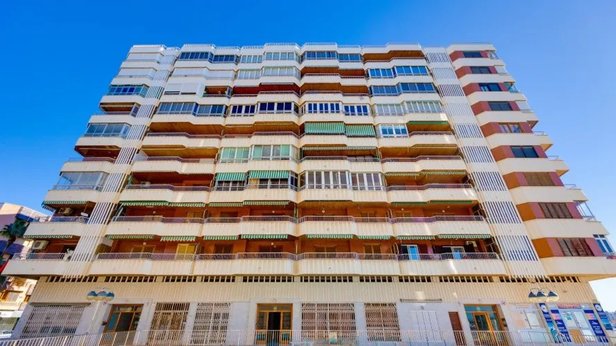 Apartment de 100m² à Torrevieja, Spain No. 2395 № 3