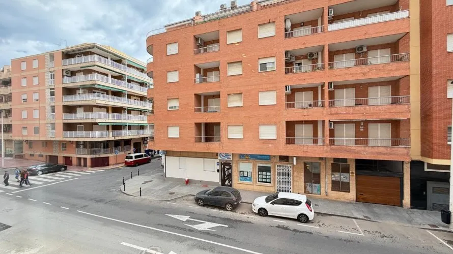 Apartment de 4 chambres à Torrevieja, Spain No. 2476 № 11