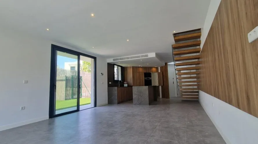 Villa de 3 chambres à La Font, Spain No. 2334 № 23