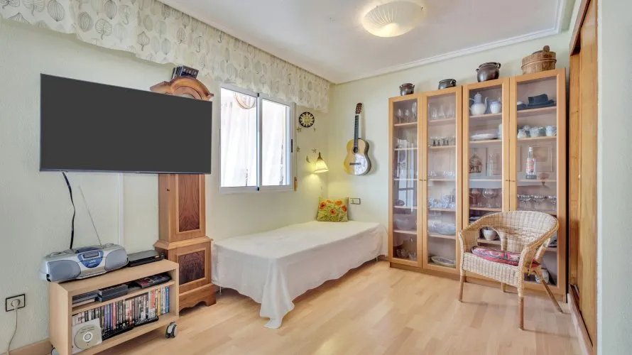 Apartment de 60m² à Torrevieja, Spain No. 2319 № 5
