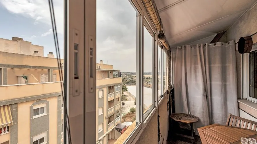 Apartment de 60m² à Torrevieja, Spain No. 2319 № 3