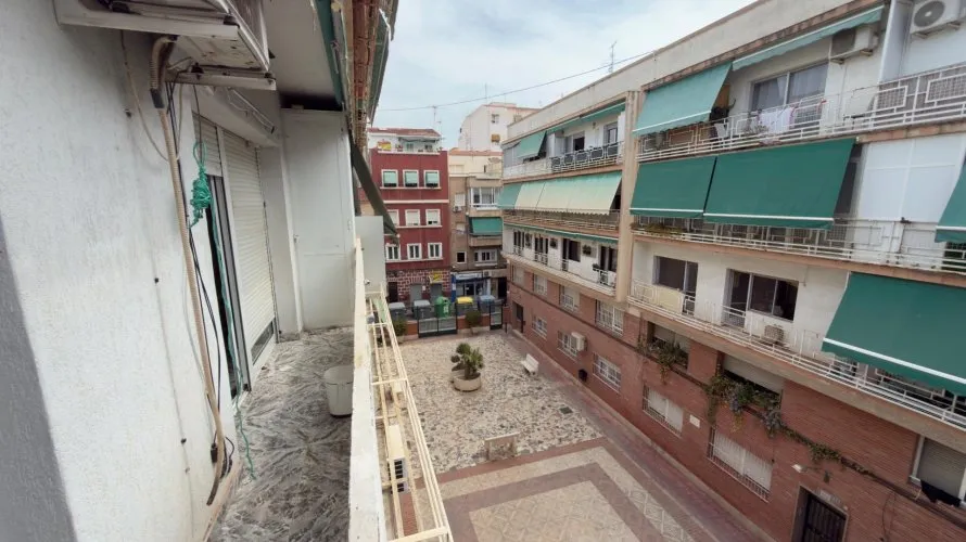 Apartment de 4 chambres à Alicante, Spain No. 2402 № 19