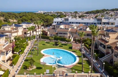 Penthouse de 72m² à Mil Palmeras, Spain No. 2407