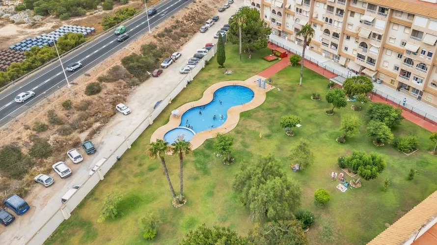 Apartment de 60m² à Torrevieja, Spain No. 2319 № 1