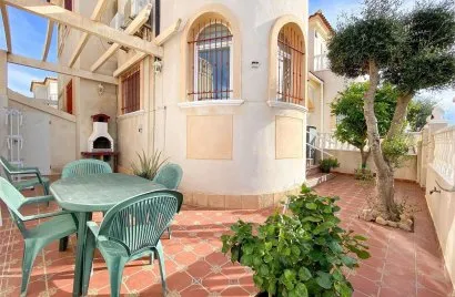 House de 3 chambres à Torrevieja, Spain No. 2479