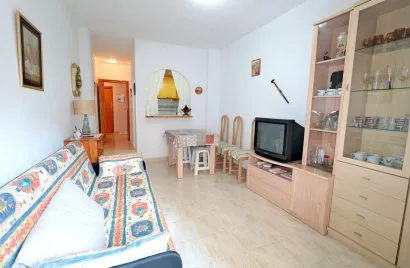 Apartment de 2 chambres à Torrevieja, Spain No. 2484