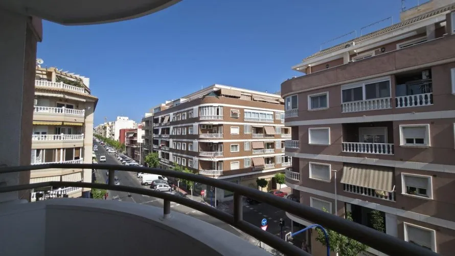 Apartment de 3 chambres à Torrevieja, Spain No. 2379 № 8