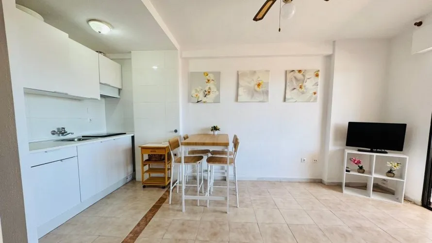 Apartment de 80m² à Torrevieja, Spain No. 2438 № 5