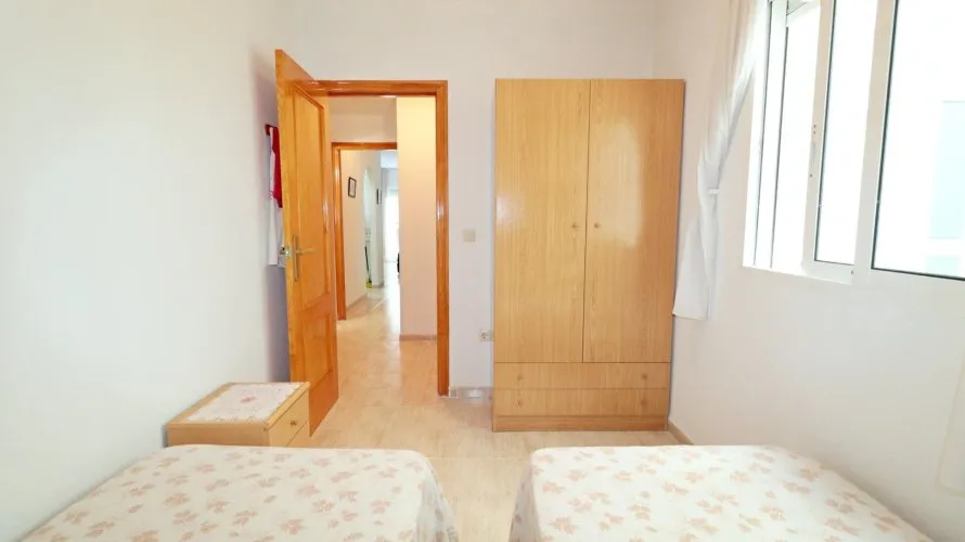 Apartment de 2 chambres à Torrevieja, Spain No. 2484 № 13