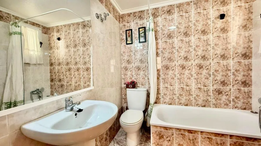 Apartment de 2 chambres à Torrevieja, Spain No. 2498 № 11