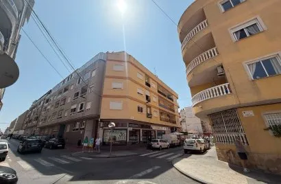 Apartment de 1 chambre à Torrevieja, Spain No. 2492